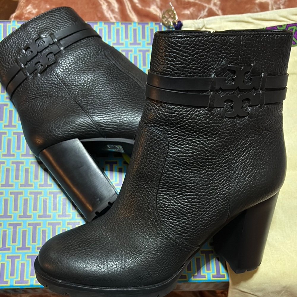 Tory Burch Black Ankle Boots with Textured Leather